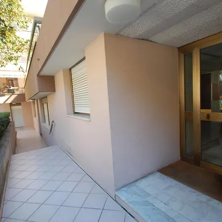 Moderne Avec Terrasse, Parking Et Wifi - Fr-1-196-178 Menton