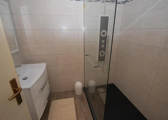 Moderne Avec Terrasse, Parking Et Wifi - Fr-1-196-178 公寓