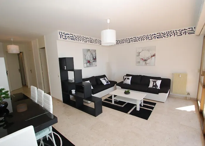Moderne Avec Terrasse, Parking Et Wifi - Fr-1-196-178 * Menton